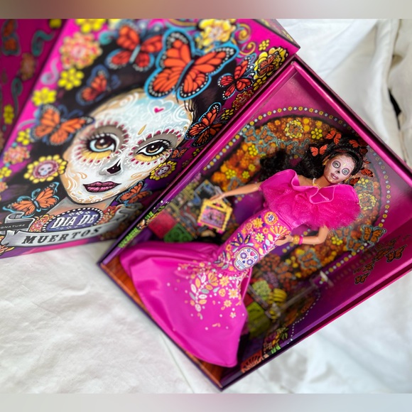 Barbie Other - Barbie Dia De Los Muertos Signature Edition